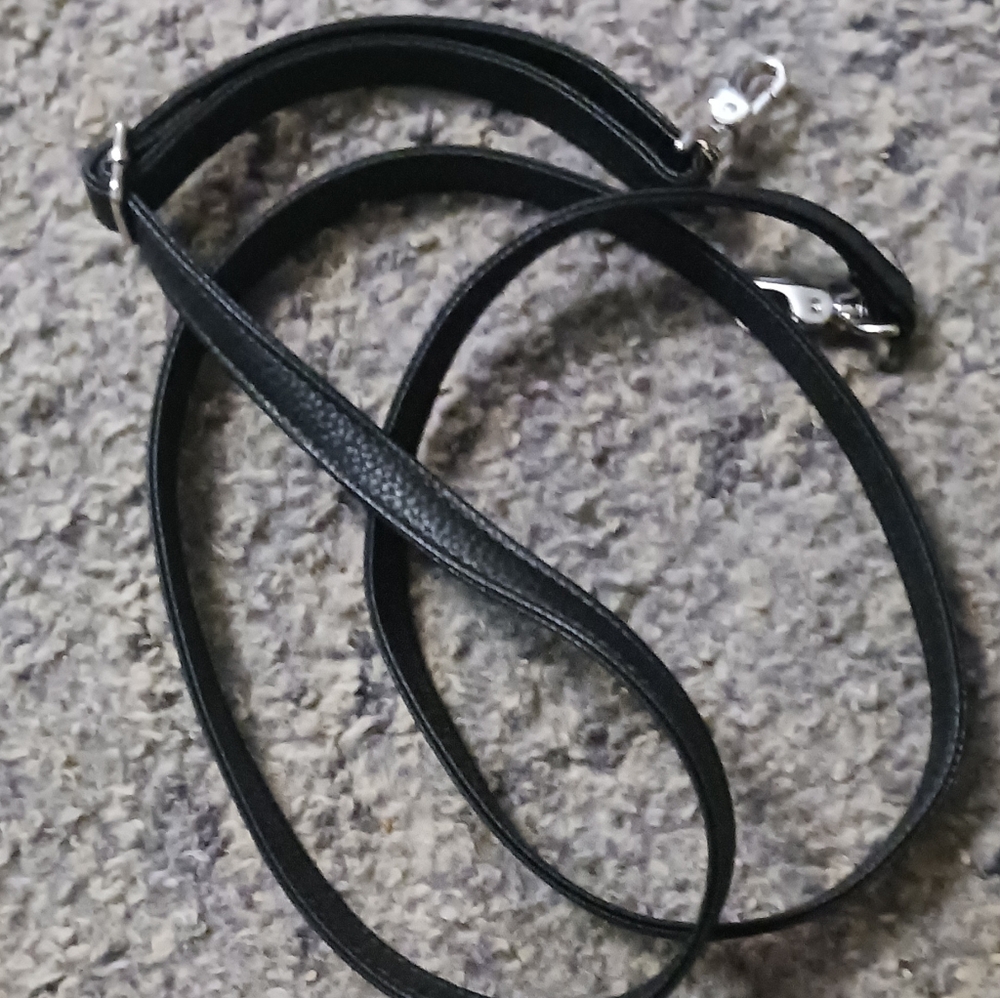 Thirty one purse strap